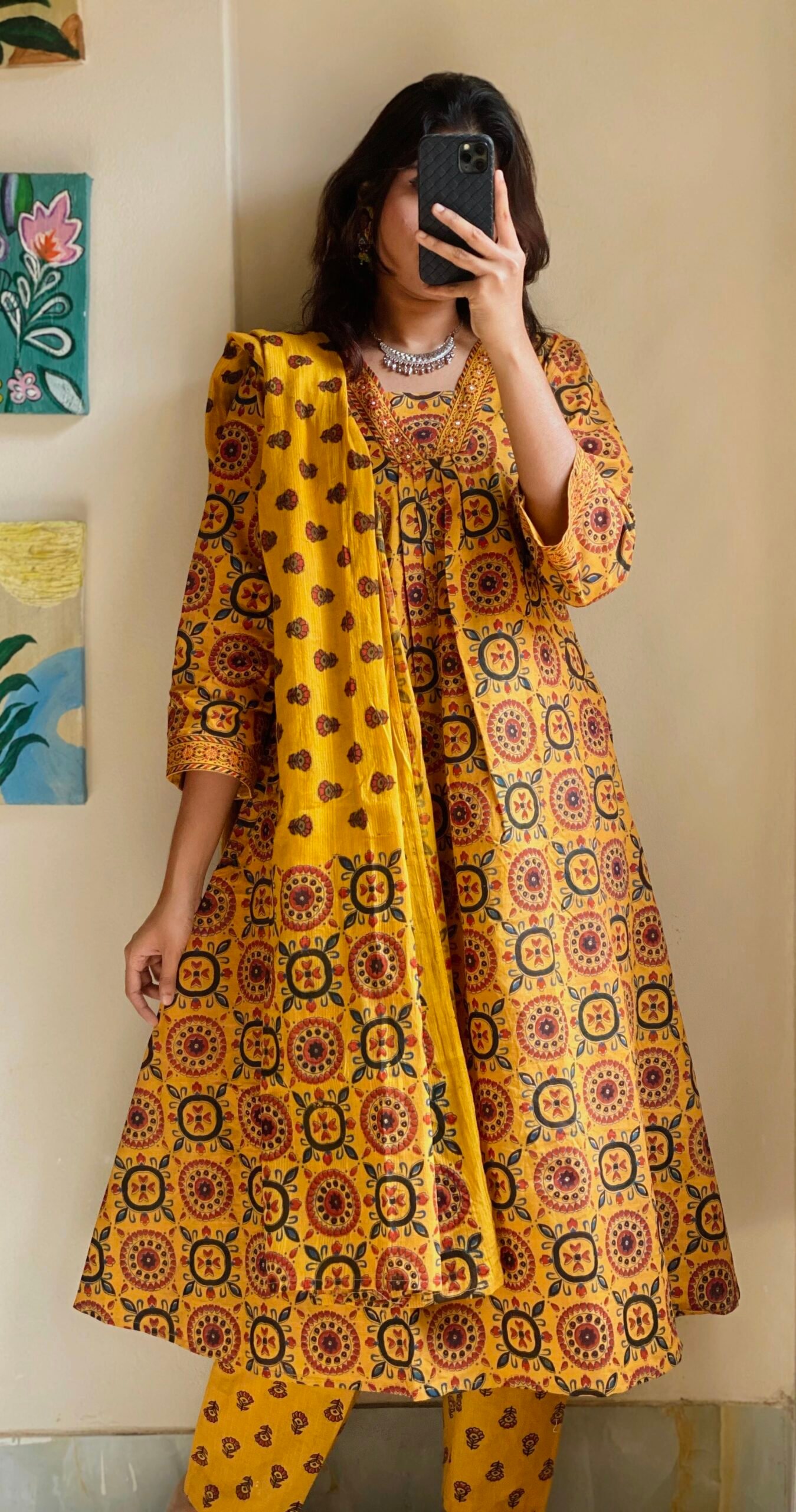 Elegant Cotton Three-Piece - Image 3