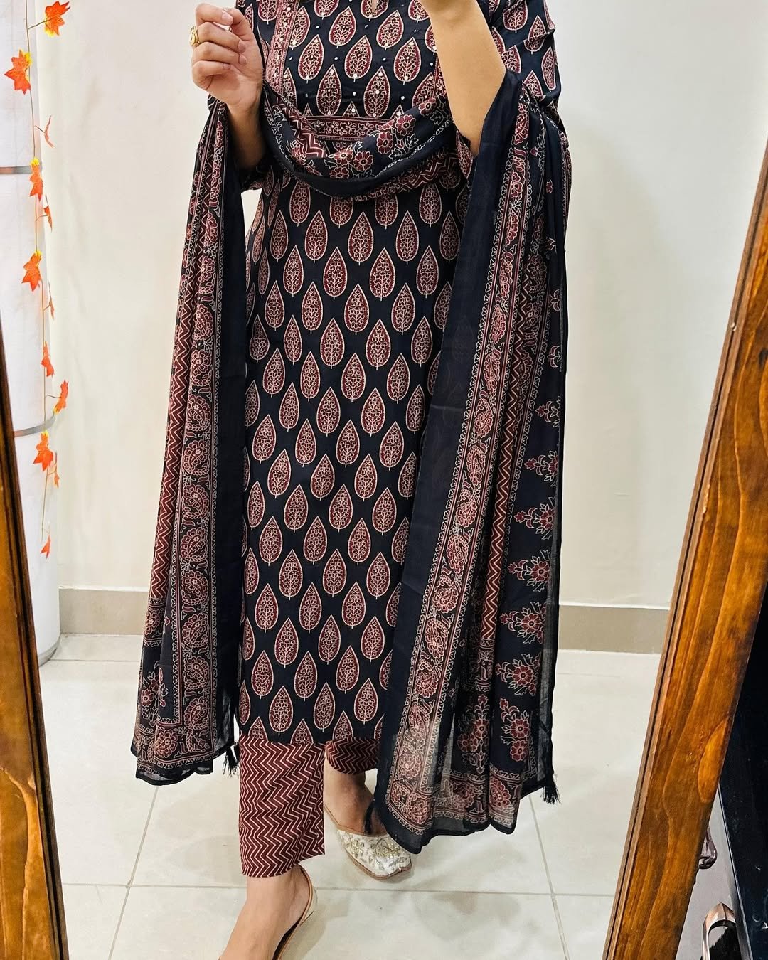 Floral Print Kurta, Salwar & Dupatta Set - Image 3