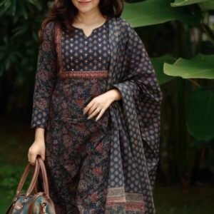 Printed Three Piece Lawn Salwar Kameez Suit